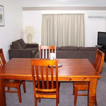 Emerald Gardens Motel & Apartments Room photo