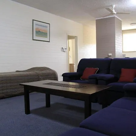 Emerald Gardens Motel & Apartments Room photo